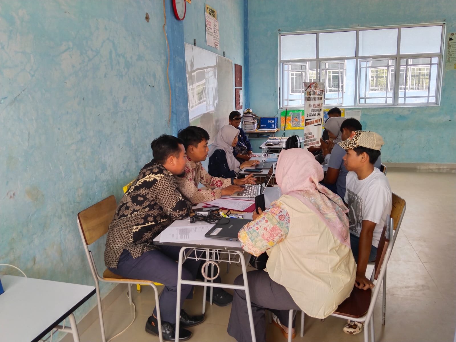 Posko SPMB 2026  SMK Negeri 5 Tanjungpinang Jadi Solusi bagi Calon Pendaftar